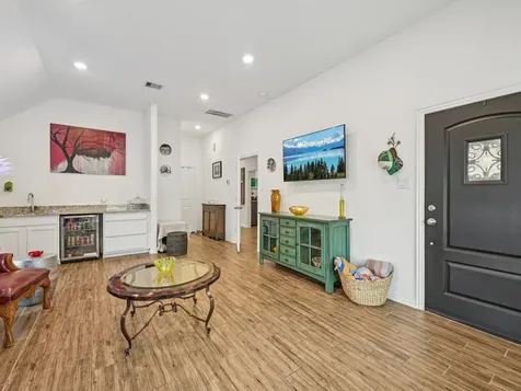 15014 Lake Shore Avenue Mont Belvieu TX 77523