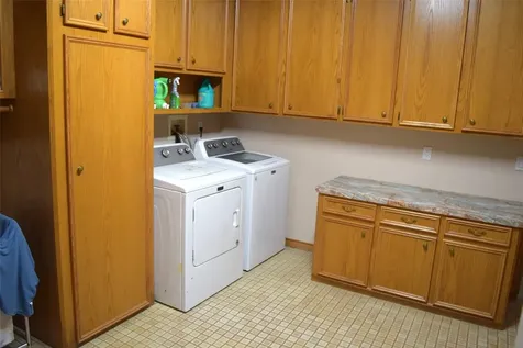 26 Westpoint Drive Trinity TX 75862