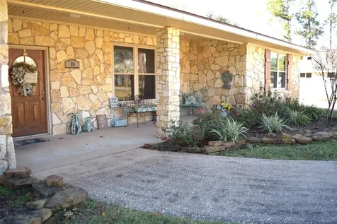 26 Westpoint Drive Trinity TX 75862