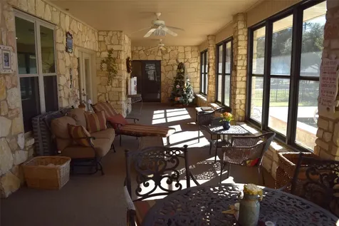26 Westpoint Drive Trinity TX 75862