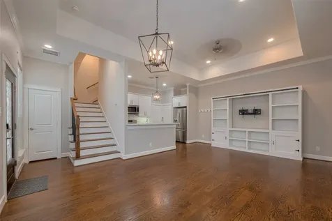 854 W 20th Street Houston TX 77008