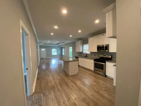 7033 Avenue E Houston TX 77011