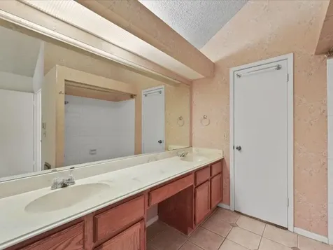 3317 Golden Trails Drive 807 Houston TX 77345