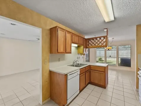 3317 Golden Trails Drive 807 Houston TX 77345