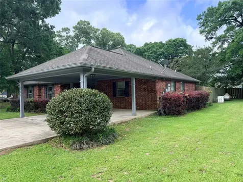 855 County Road 2267 Cleveland TX 77327