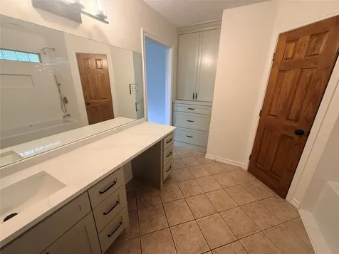 855 County Road 2267 Cleveland TX 77327