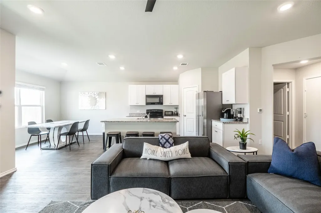 6013 Shanjia Drive Austin TX 78724