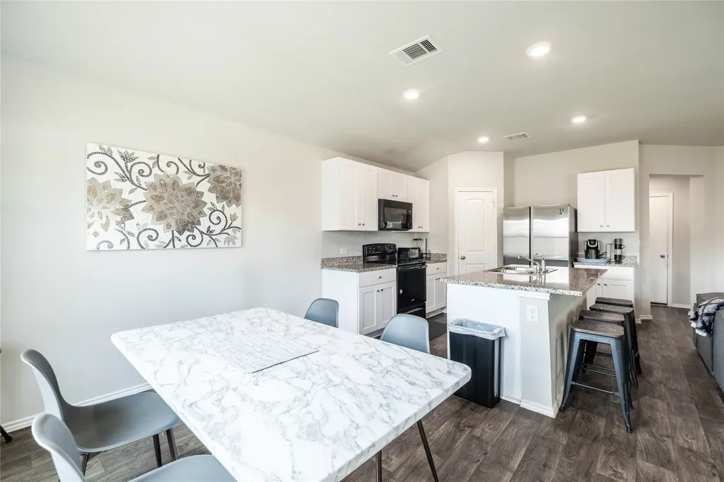 6013 Shanjia Drive Austin TX 78724