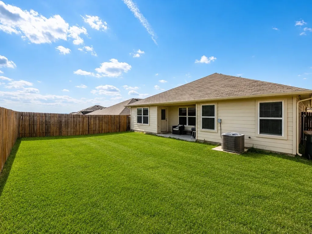 6013 Shanjia Drive Austin TX 78724