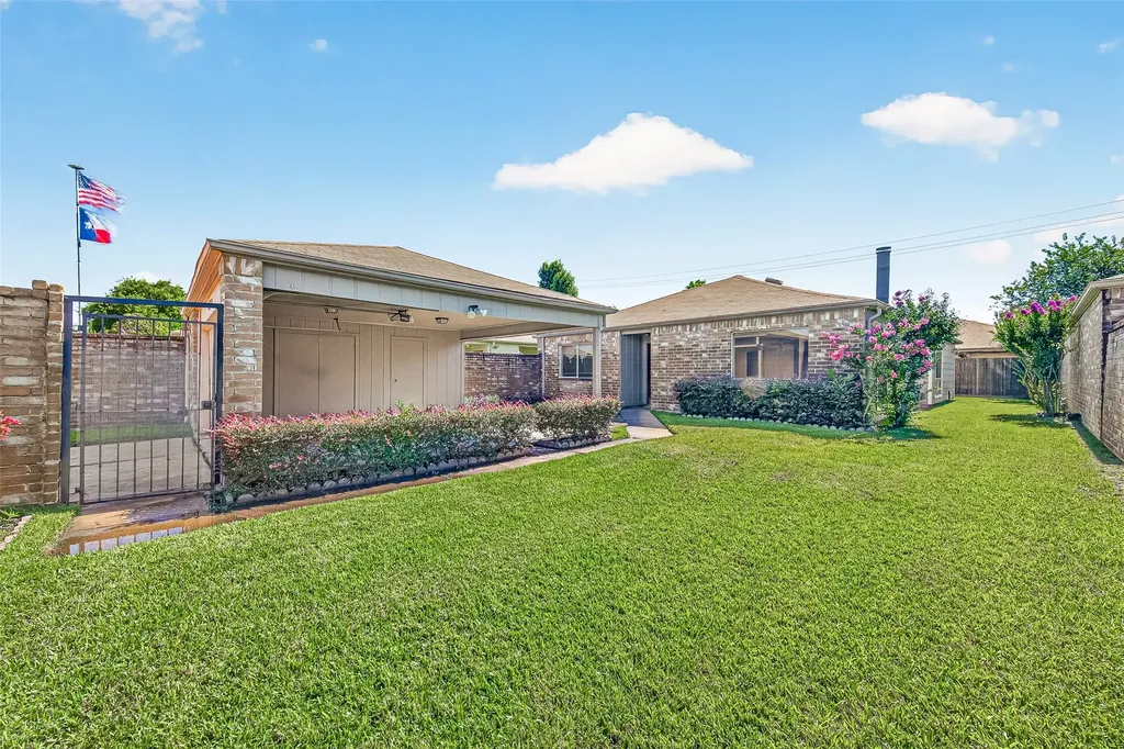 9407 Keegans Wood Drive Houston TX 77083