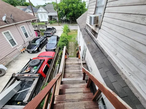 418 Bishop Street Houston TX 77009