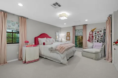 64 Glen Loch Court Sugar Land TX 77479