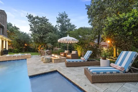 64 Glen Loch Court Sugar Land TX 77479