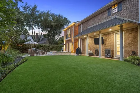 64 Glen Loch Court Sugar Land TX 77479