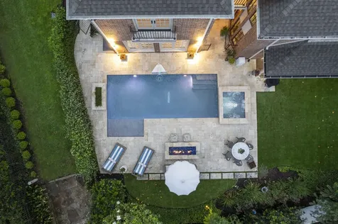 64 Glen Loch Court Sugar Land TX 77479