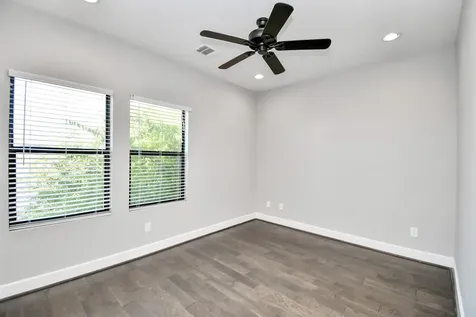 308 Palmer Street Houston TX 77003