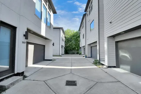 308 Palmer Street Houston TX 77003