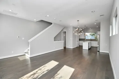 308 Palmer Street Houston TX 77003