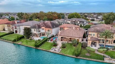 1007 Williams Lake Drive Richmond TX 77469