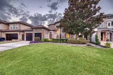 1007 Williams Lake Drive Richmond TX 77469