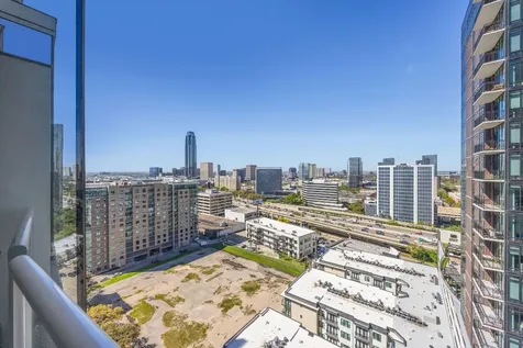 4521 San Felipe Street 1704 Houston TX 77027