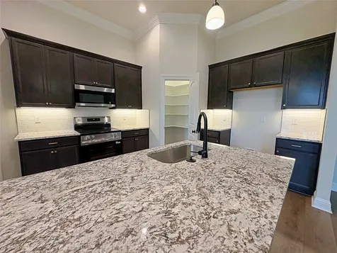 317 Dove Court Bridge City TX 77611