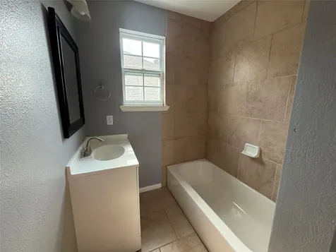 2308 Auburndale Street 5 Houston TX 77023