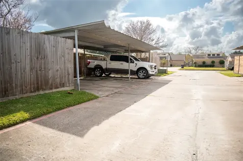 10734 Bexley Drive Houston TX 77099