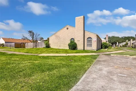 10734 Bexley Drive Houston TX 77099