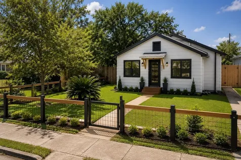 4421 Noble Street Houston TX 77020