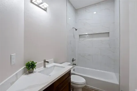 201 W Ellaine Avenue Pasadena TX 77506