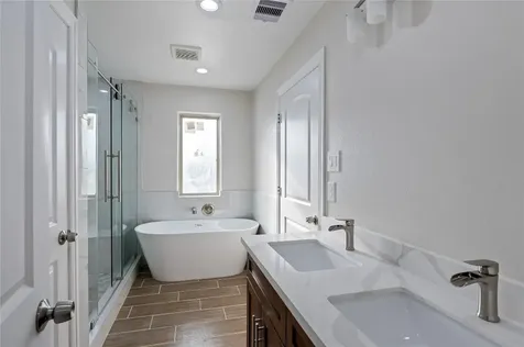 201 W Ellaine Avenue Pasadena TX 77506