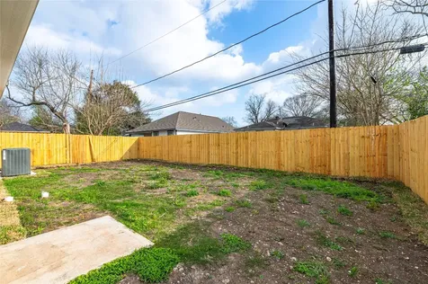 201 W Ellaine Avenue Pasadena TX 77506