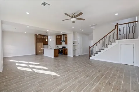 201 W Ellaine Avenue Pasadena TX 77506