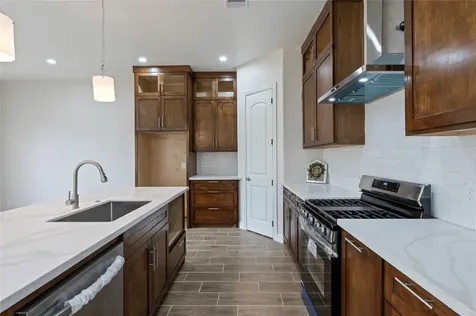 201 W Ellaine Avenue Pasadena TX 77506