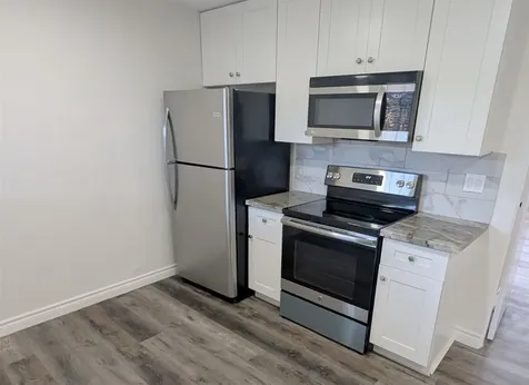 2101 Fountain View Drive 76 Houston TX 77057