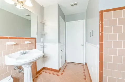 4615 Braeburn Drive Bellaire TX 77401