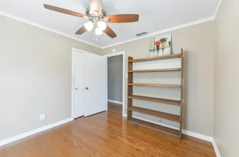 4615 Braeburn Drive Bellaire TX 77401