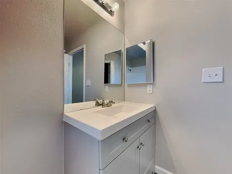 4631 Croker Ridge Road Houston TX 77053