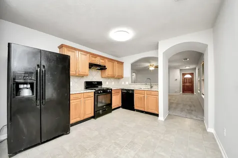2315 Cardinal Elm Street Fresno TX 77545