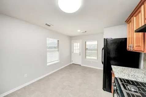 2315 Cardinal Elm Street Fresno TX 77545
