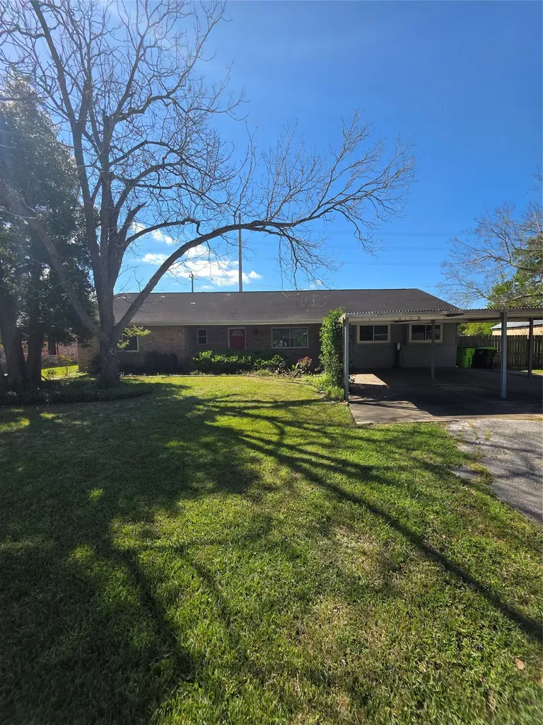1703 Cypress Drive Richmond TX 77469