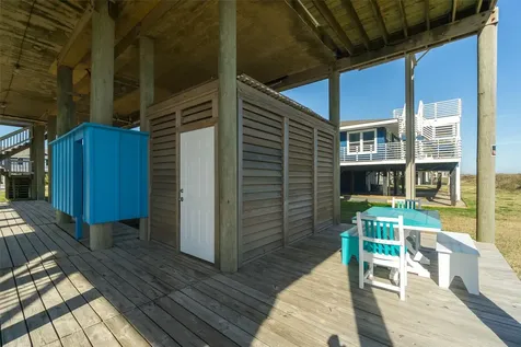 16627 Jamaica Beach Road Galveston TX 77554