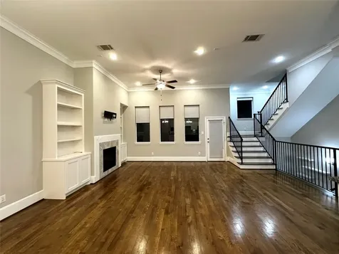 1621 Shearn Street Houston TX 77007