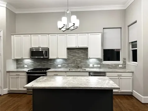 1621 Shearn Street Houston TX 77007