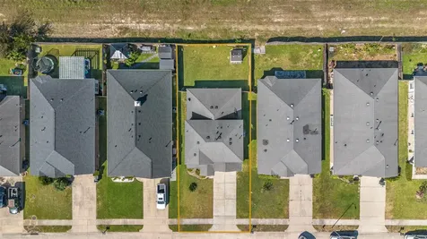 314 Gulf Winds Drive Bacliff TX 77518