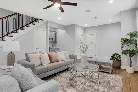 10021 Alfred Lane A Houston TX 77041