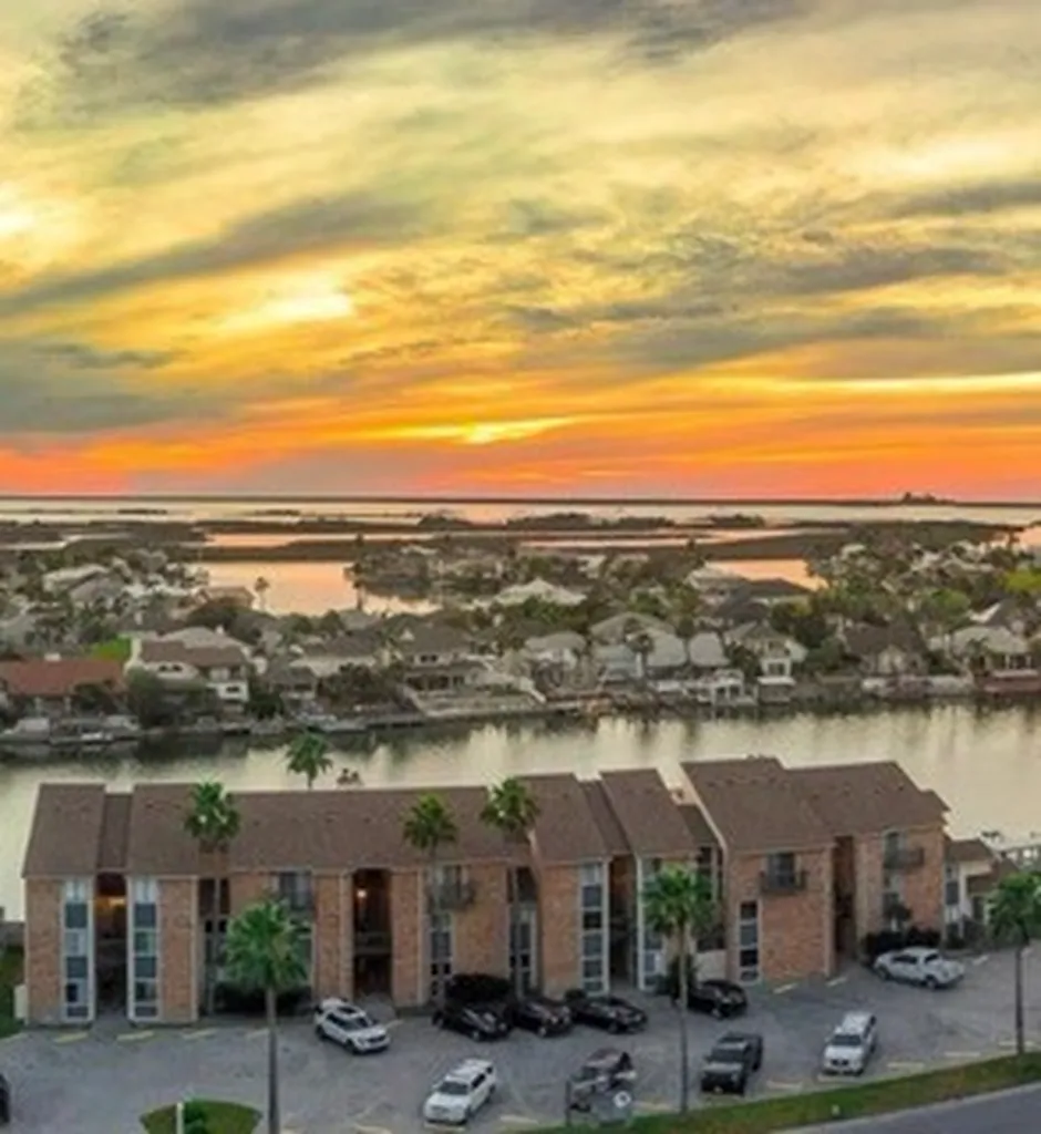 15425 Fortuna Bay Dr Drive 113 Corpus Christi TX 78418