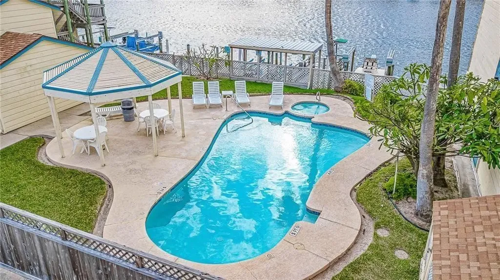15425 Fortuna Bay Dr Drive 113 Corpus Christi TX 78418