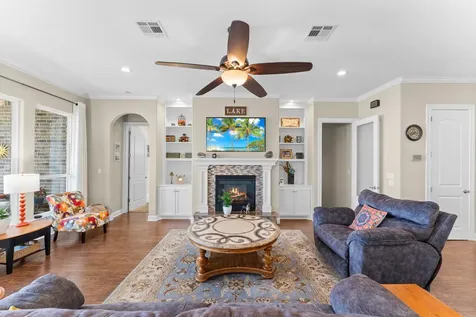 462 Bridgelanding Onalaska TX 77360